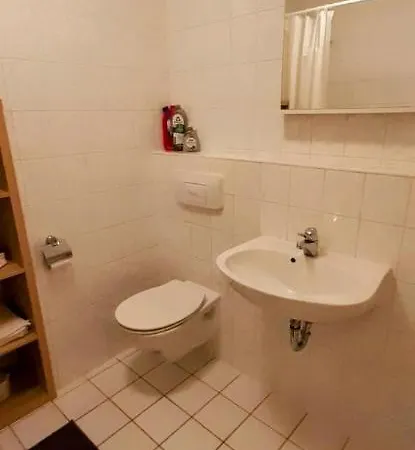 Apartment Las- Ruhig Aber Zentral Teilmobliert, *